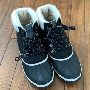 NWOT JBU Ali Ankle Boot